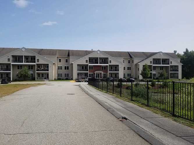 216 Reservoir St #107 Holden, MA 01520