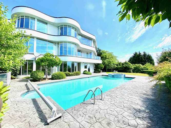 1488 Chartwell Drive West Vancouver, BC V7S 2S1