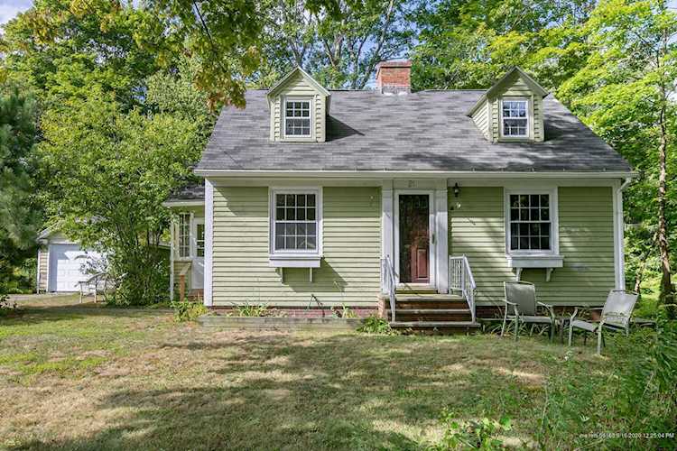 21 Ocean House Rd Cape Elizabeth, ME 04107