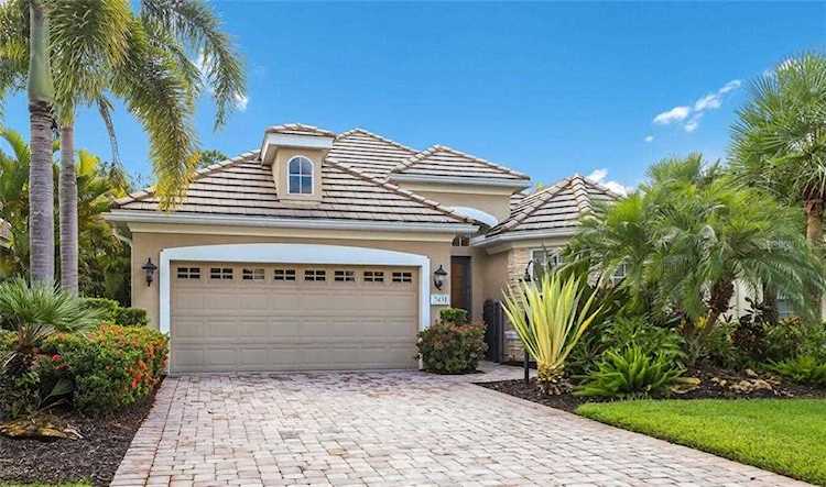 7431 Edenmore St Lakewood Ranch, FL 34202