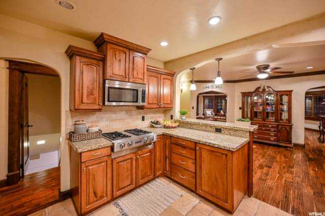 29 N Wolcott E St Salt Lake City, UT 84103