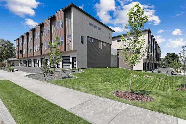 851 E Hartson Ave Spokane, WA 99202