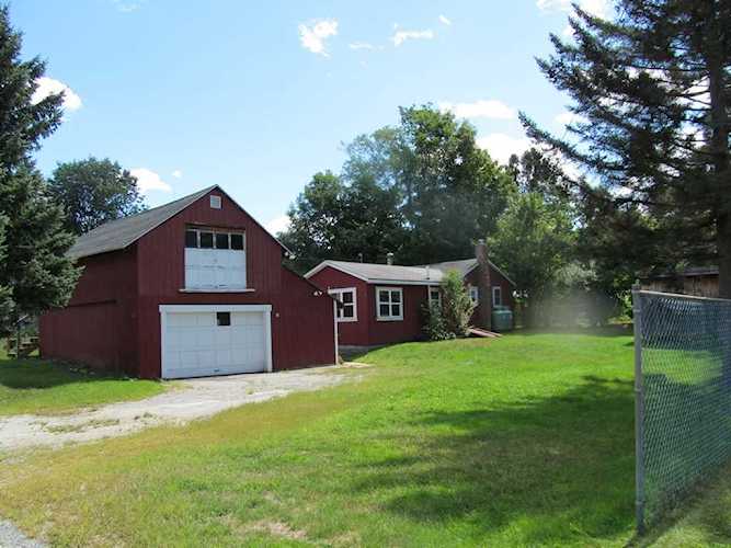 36 Maria St Claremont, NH 03743