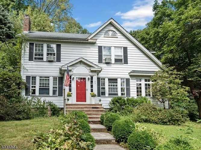 23 W Lake Blvd Morris Twp., NJ 07960