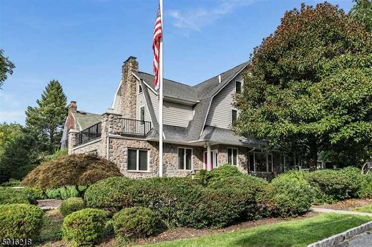 1 Park Dr Nutley Twp., NJ 07110