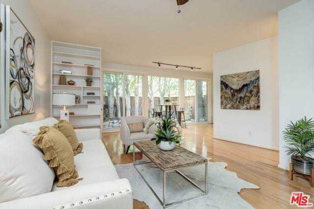 955 S Westgate Avenue Los Angeles, CA 90049