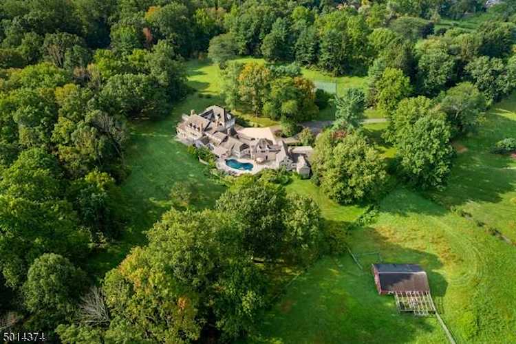 329 & 331 Mendham Road Bernardsville Boro, NJ 07924