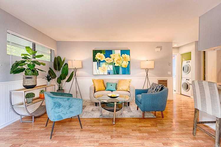 105 Virginia Avenue Sebastopol, CA 95472