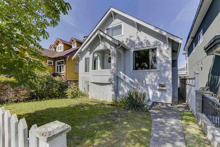 2793 E 1st Avenue Vancouver, BC V5M 1A6