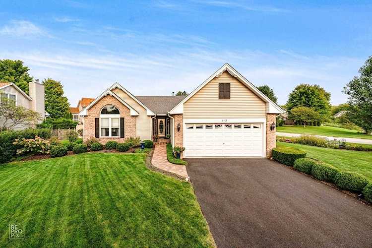 113 Prairieview Ct Oswego, IL 60543