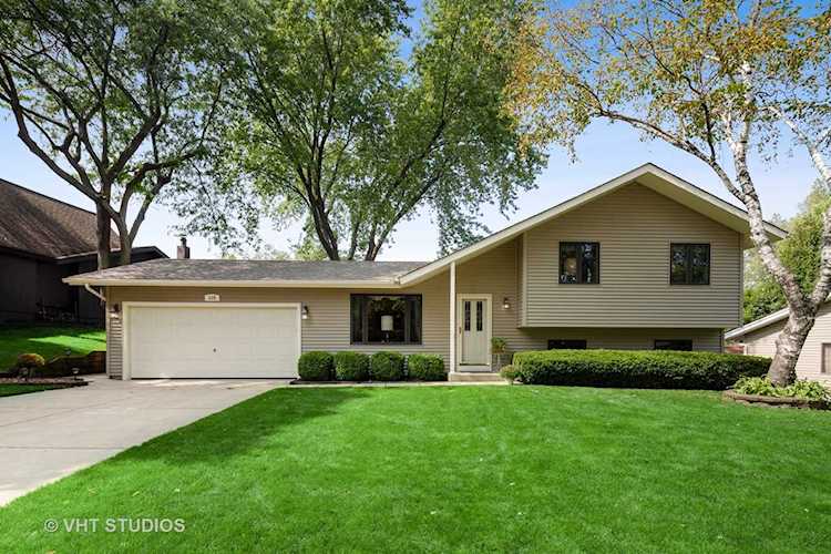 519 Kensington Dr Mchenry, IL 60050