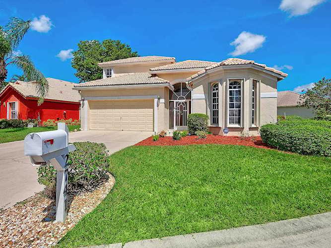2741 Pointe Circle Greenacres, FL 33413