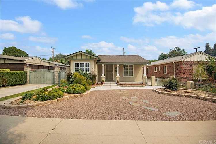 146 S Parish Place Burbank, CA 91506