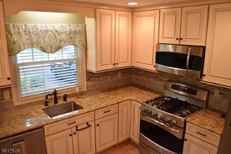 266 Hedgerow Rd Bridgewater Twp., NJ 08807