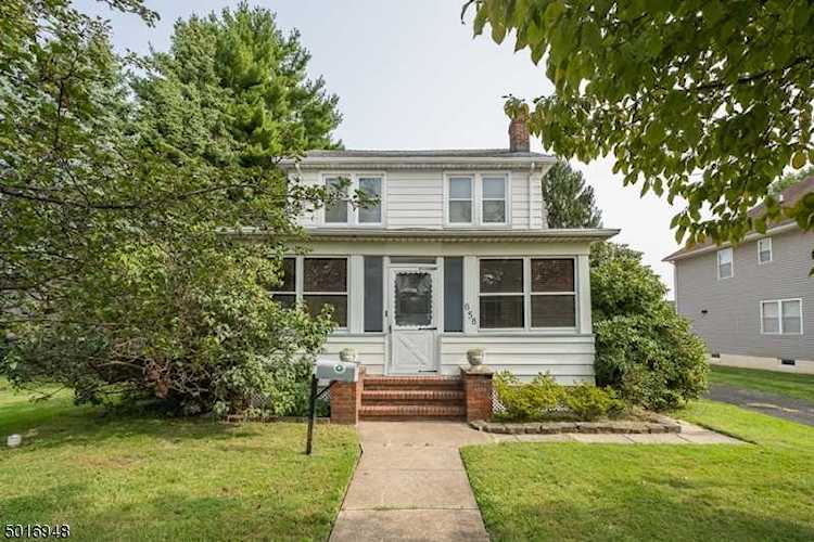 658 Madison Hill Rd Clark Twp., NJ 07066