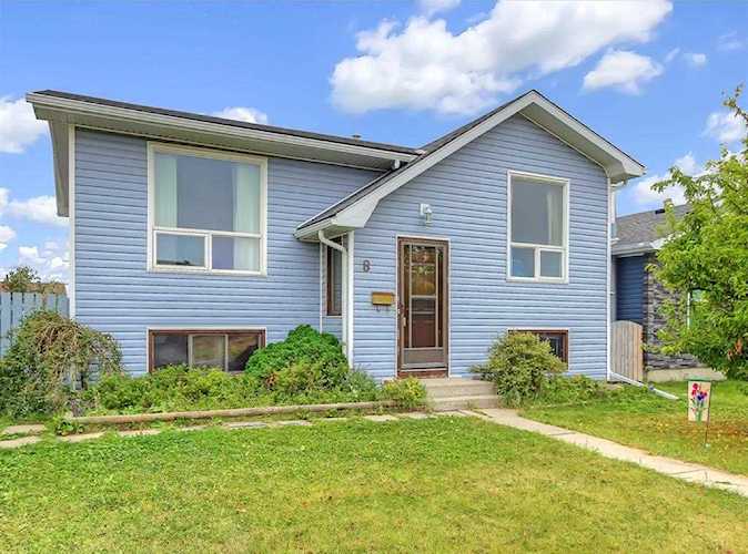 8 Falmere Ct NE Calgary, AB T3J 2Z7