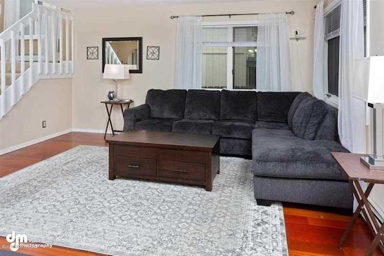 18910 Eaglewood Loop Eagle River, AK 99577