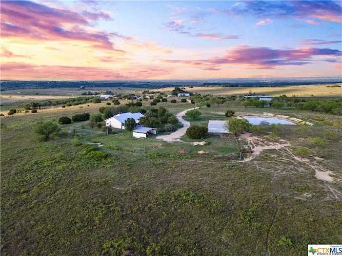 7236 E Highway 36 Hamilton, TX 76531