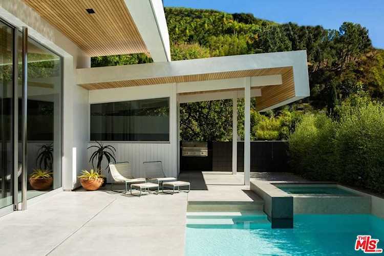 1549 Rising Glen Road Los Angeles, CA 90069