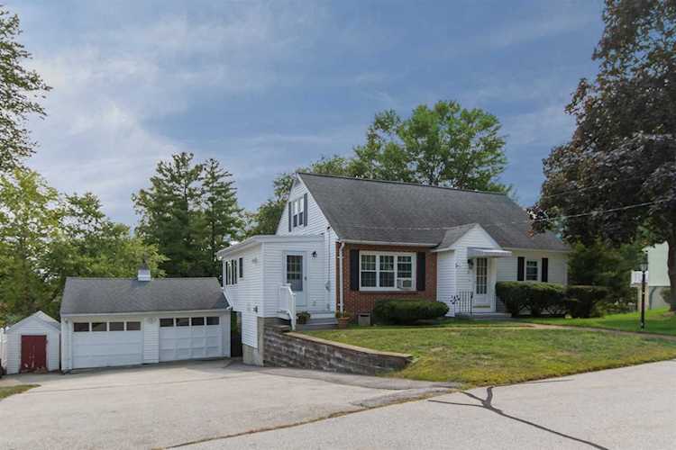6 Derry St Nashua, NH 03063