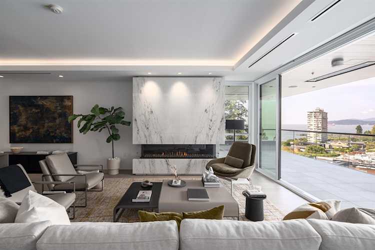 2289 Bellevue Avenue #603 West Vancouver, BC V7V 1C9