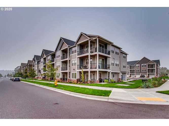 16449 NW Chadwick Way #302 Portland, OR 97229