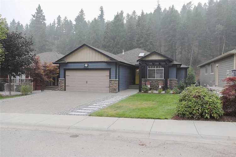 1477 Rosewood Drive West Kelowna, BC V1Z4B5