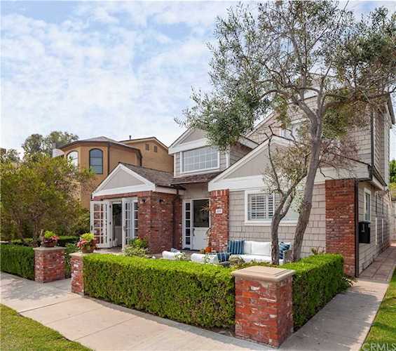 509 Goldenrod Avenue Corona Del Mar, CA 92625