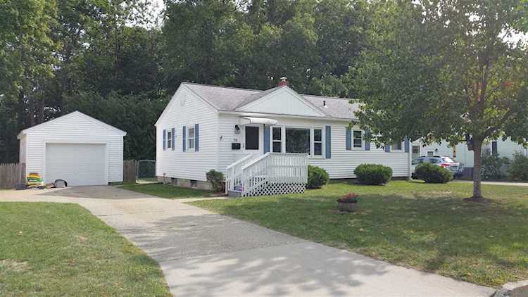 75 Tracy Dr Burlington, VT 05408