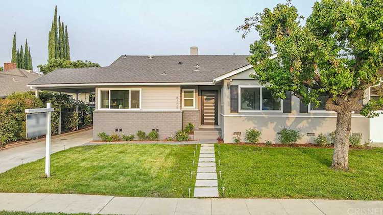 6308 Calvin Avenue Tarzana, CA 91335