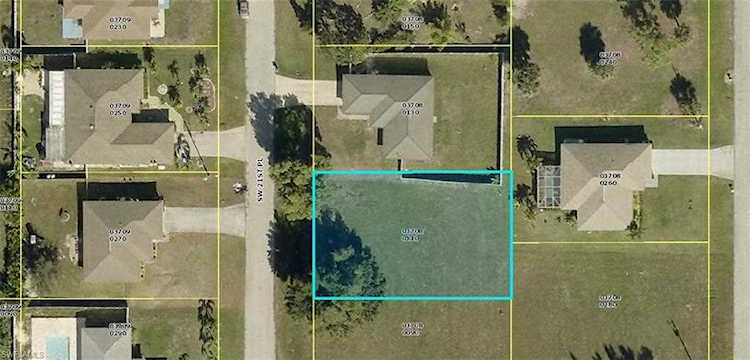 29 SW 21st Place Cape Coral, FL 33991 | MLS 220058210 Photo 1