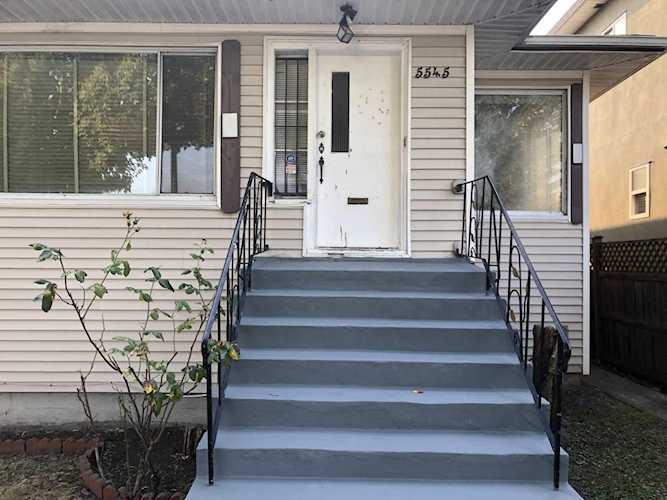 5545 Knight Street Vancouver, BC V5P 2V1