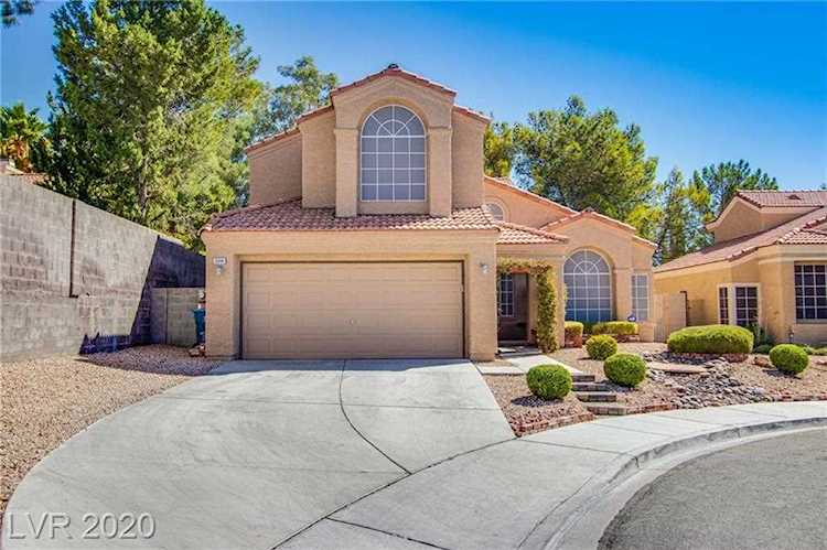3300 Pond Run Circle Las Vegas, NV 89117