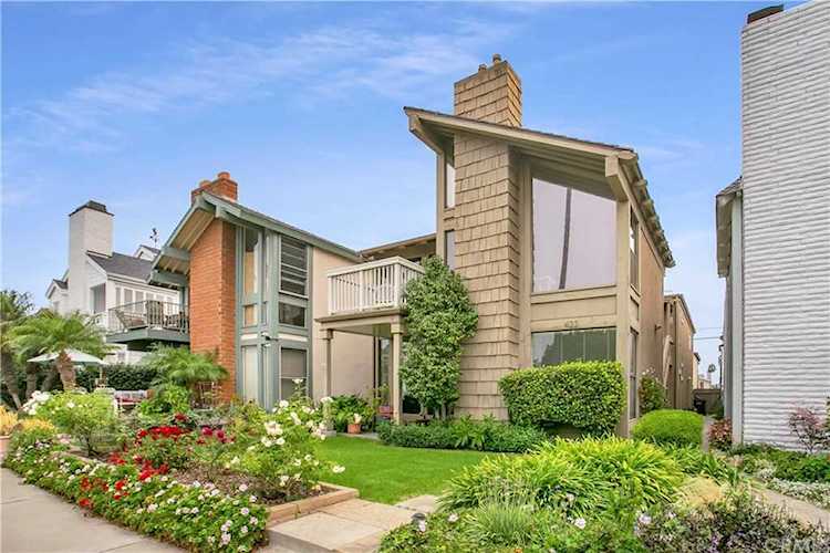 422 Goldenrod Avenue Corona Del Mar, CA 92625