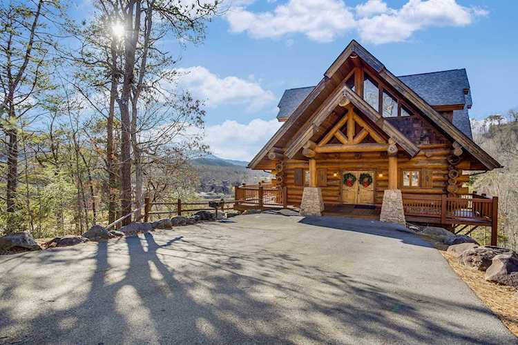 337 Overview Dr Gatlinburg TN 37738 in John C Connell Jr Prop | MLS 1104938 - GreatLifeRE.com Photo 1