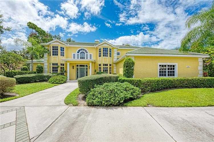 3982 Boca Pointe Dr Sarasota, FL 34238
