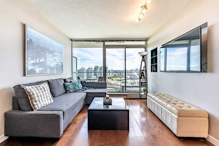 58 Keefer Place #2001 Vancouver, BC V6B 0B8