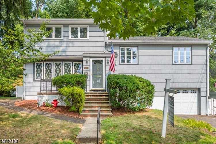 174 Henshaw Ave Springfield Twp., NJ 07081