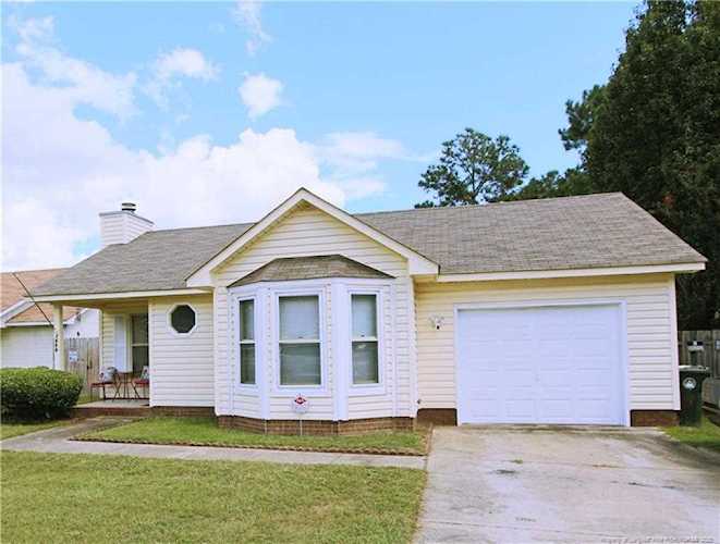 1664 Veanna Dr Fayetteville, NC 28301