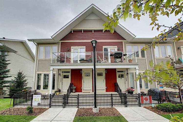 124 Auburn Meadows Walk SE Calgary, AB T3M 2E7