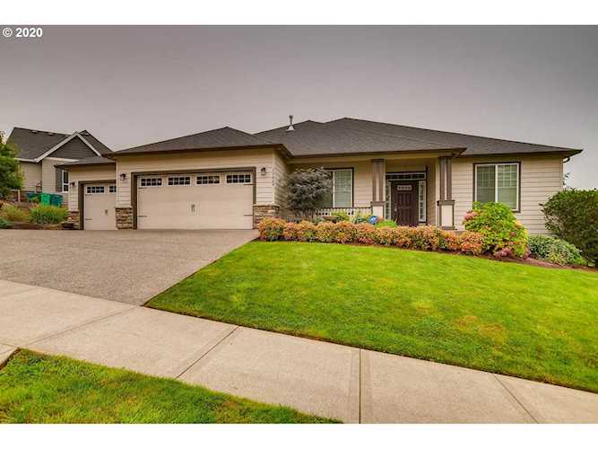 13849 SE Mountain Crest Dr Happy Valley, OR 97086