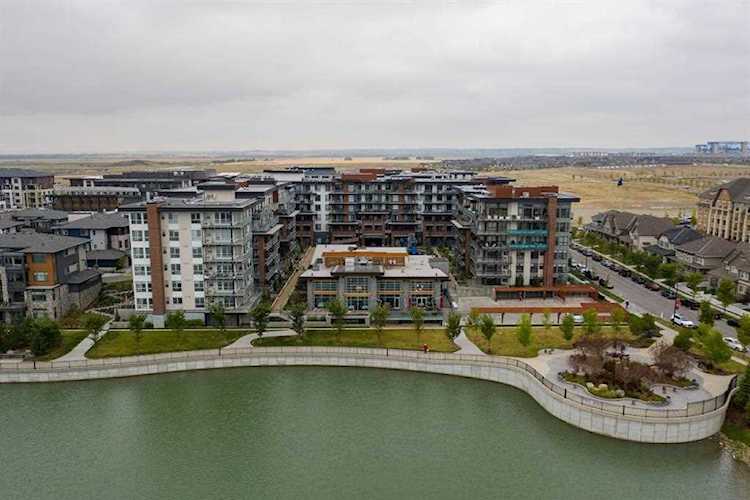 122 Mahogany Centre SE #606 Calgary, AB T3M 2Y1
