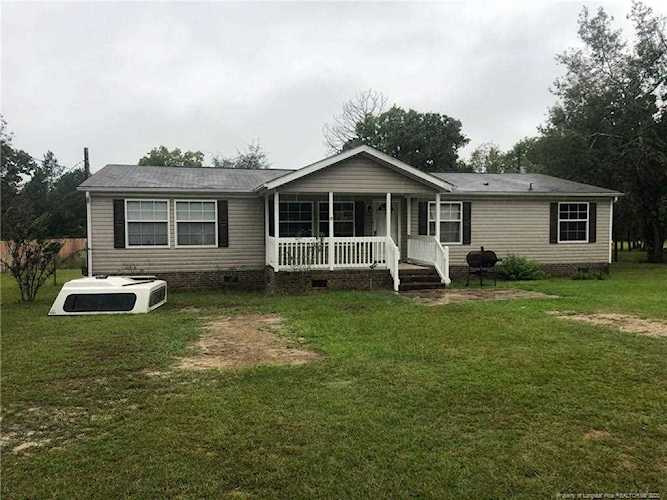 332 Solid Rock Church Rd Raeford, NC 28376