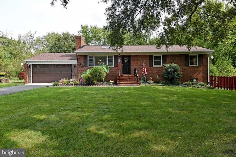 1240 Sterling Rd Herndon, VA 20170