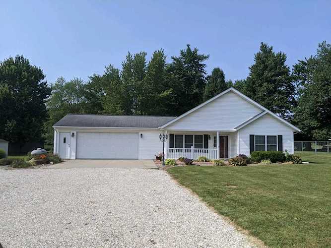 5848 E HWY 50 Montgomery, IN 47558