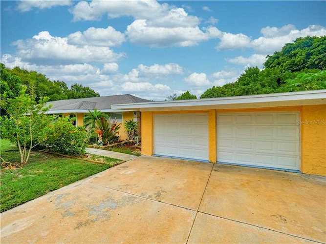 6225 Lane Rd Sarasota, FL 34243