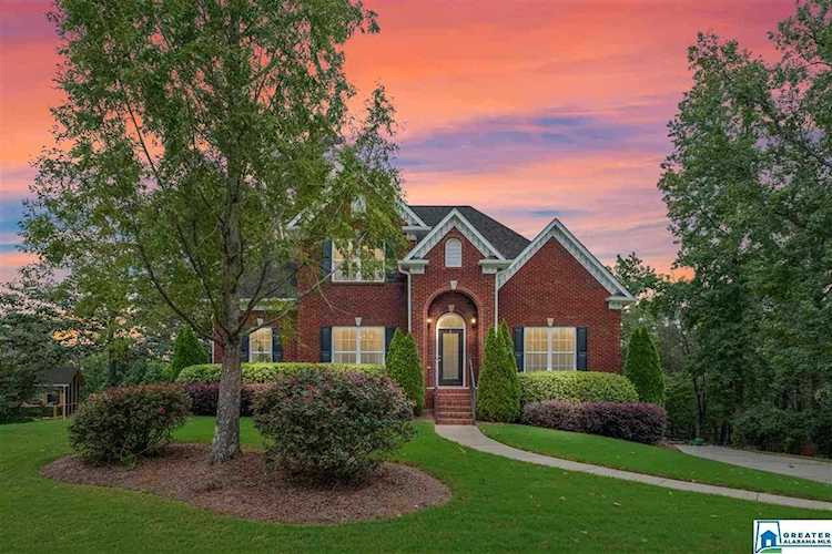 2605 Oak Leaf Cir Helena, AL 35022