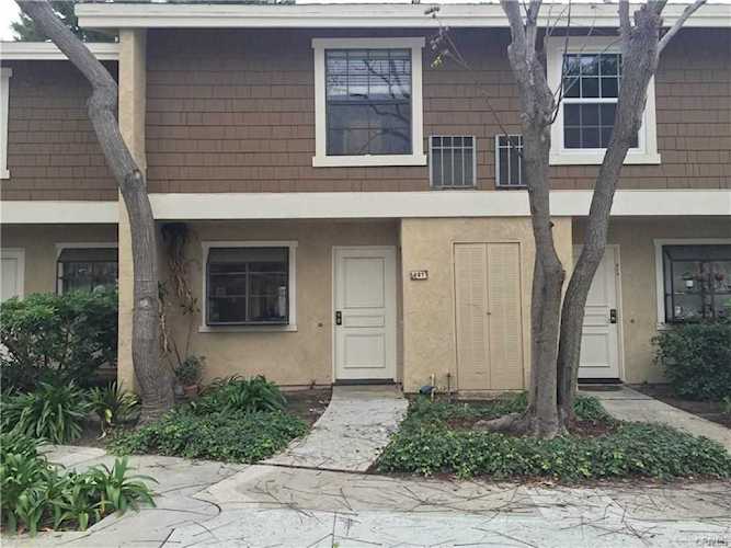 227 Pineview Irvine, CA 92620 | MLS OC20194721 Photo 1