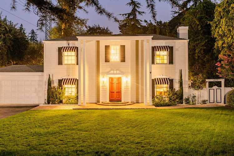 3825 N Van Ness Boulevard Fresno, CA 93704