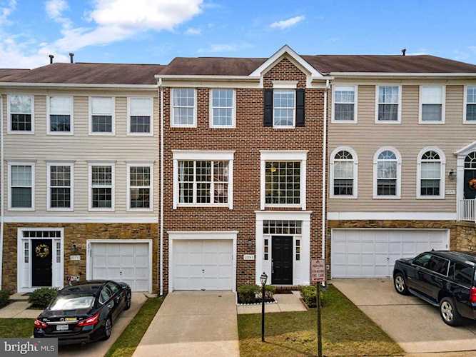 20749 Bridalveil Falls Terrace Sterling, VA 20165